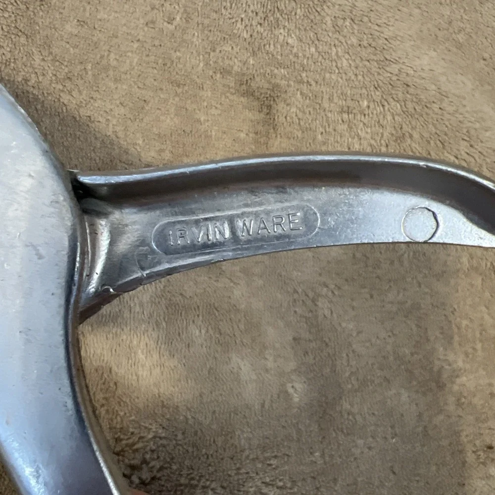 Lemon citrus squeezer Irvin Ware vintage‎ kitchen gadget made in USA